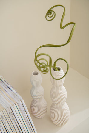 Fluted ceramic vase - Kudos, cream, large