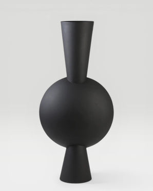 Vase, black