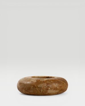 HALO- ljuslykta i alabaster, brun, medium